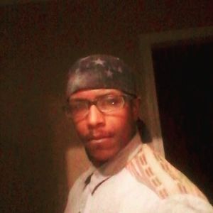 Meet your Posher, Carlos